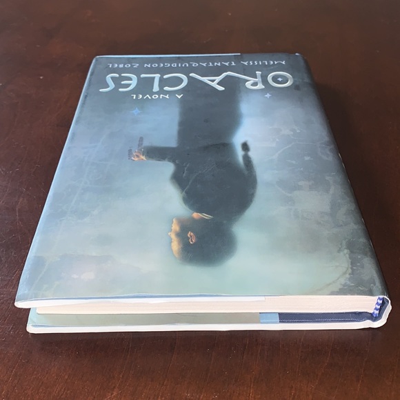 3/$20 Oracles a Novel by Melissa Tantaquidgeon Zobel Hardcover Book - Picture 6 of 8
